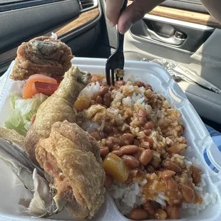 Chicharron de Pollo, Arroz, Habichuelas y Ensalada -  Insert Chefs kiss emoji