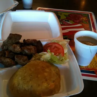 Camarones al Ajillo, Mofongo y Ensalada