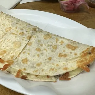 Flour Quesadilla with Meat