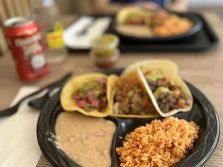 Mr. G's Tacos