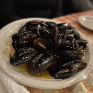 Baby Clams with Marinara Sauce