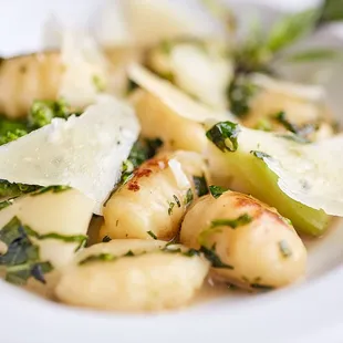 BROCCOLI &amp; POTATO GNOCCHI: broccoli leaf pesto, basil bread crumbs