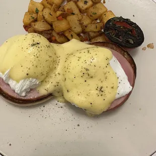 Eggs Benedict