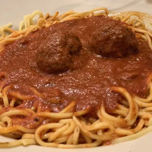 Spaghetti, not very good, overcooked pasta
