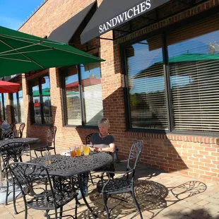 the outside of a sandwich shop