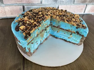 Twin Lakes Ice Creamery & Inn