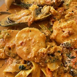 Closeup of Hugo's Favorite with a hint of bold spicy flavors