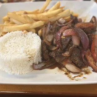 Lomo Saltado (filet mignon)