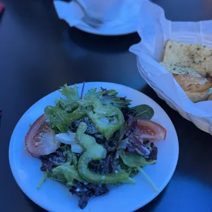 Salad that comes with entrees with homemade Italian dressing