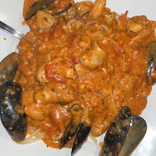 Zuppa de Pesce