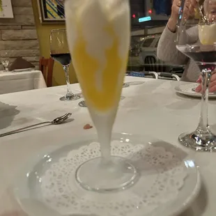 Limoncello and vanilla gelatto