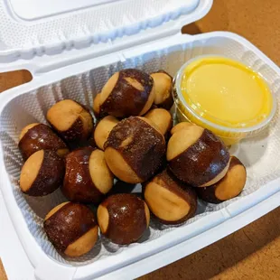 09/17/22 Buckeye Bites, Garlic Sauce