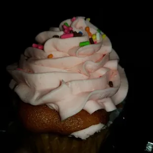 $3 cup cake