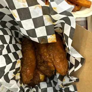 chicken, food, chicken wings, chicken wings and fried chicken, fried chicken, poultry, fried chicken wings, bbq chicken, bbq wings