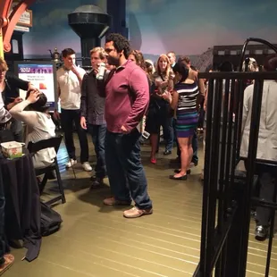 Line for face painting