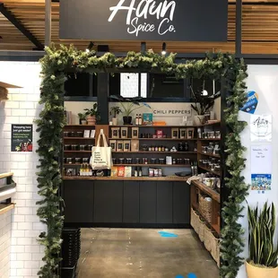 the entrance to adun spice co