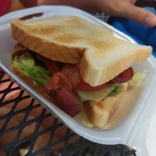 BLT