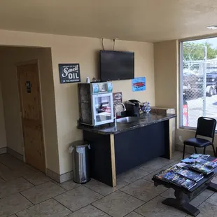 A/c and Tv in waiting room