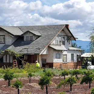 Reedly Before, 100yr old plus home....Under the Reedly "R rocks"
