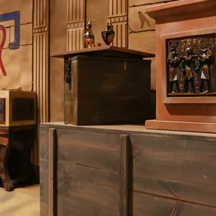 Pharaoh's Revenge escape room.