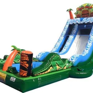 19&apos; Tall Tiki Falls Water Slide.