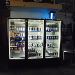 Display cooler with beer to-go &amp; snacks.