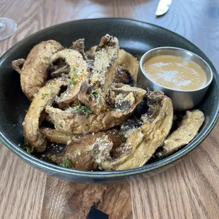 Tempura mushrooms, you must order these.