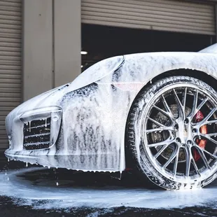 Porsche 991.2 Targa hand wash