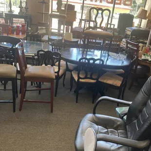 Dining room chairs and tables sets