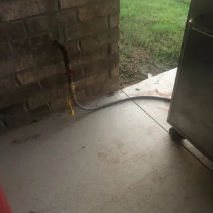 Gas hookup to grill