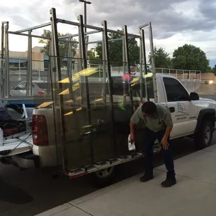 Arturo getting things ready to remove unit .