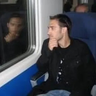 Yariv N.