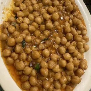 a plate of chickpeas