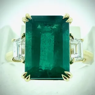 Custom emerald ring