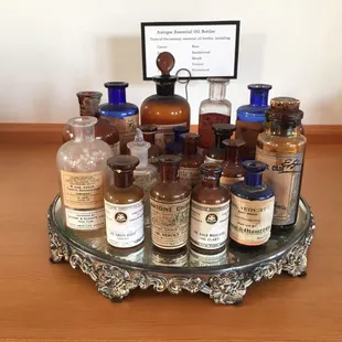 Antique perfume ingredients