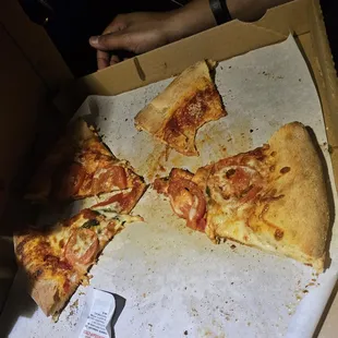 Margherita pizza 14 inch