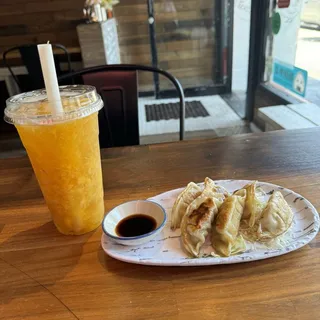 Gyoza
