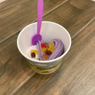 Blueberry and taro froyo
