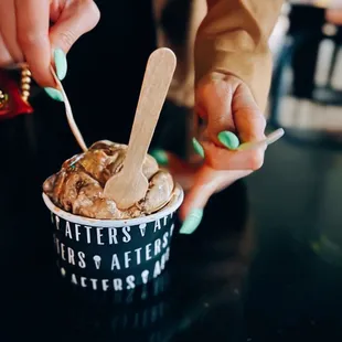 Mocha AF! / $5.25 (one scoop)