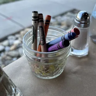 Enjoy drawing while you wait.