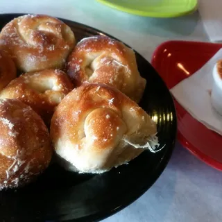 Garlic Knots