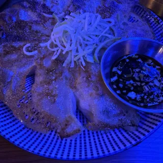 Buta Gyoza