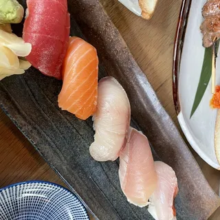 Nigiri Flight