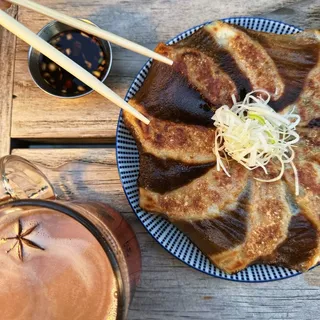 buta gyoza