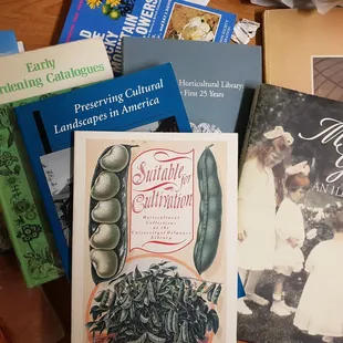 Beaut lot of uncommon gardening books from Against the Current