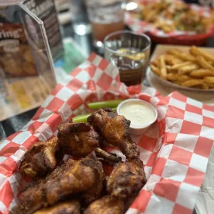 Smoked dry rub wings with grippo fries