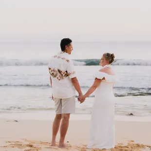 Elopement at Shipwreck Beach, Kauai, Hawaii