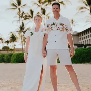 Elopement at Shipwreck Beach, Kauai, Hawaii