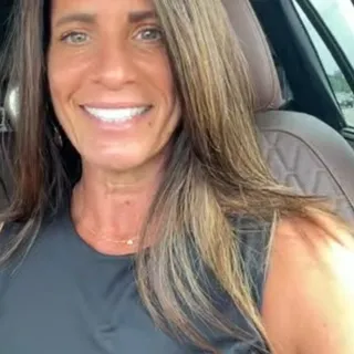 Jana L.