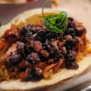 Vegetarian taco w/ cauliflower rice and jackfruit pork